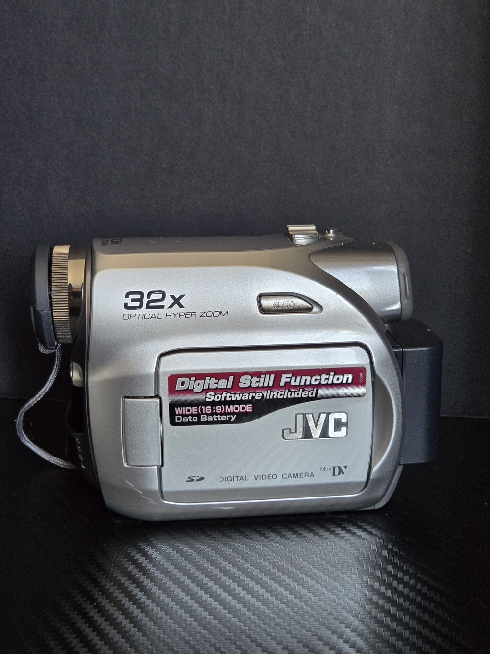 JVC Digital Video Camcorder GR-D370U Works Read Info